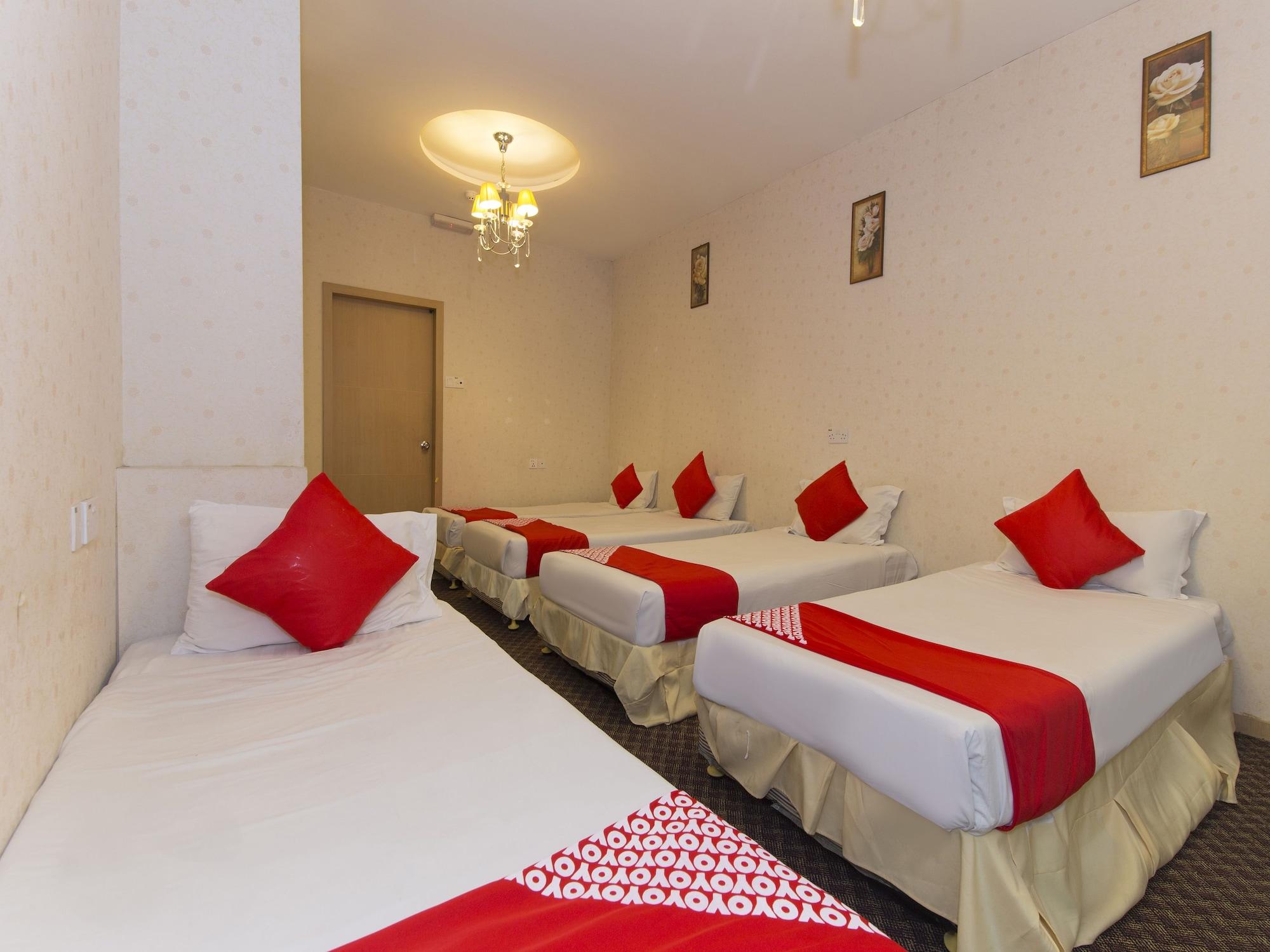 The Crown Borneo Hotel Кота-Кинабалу Экстерьер фото